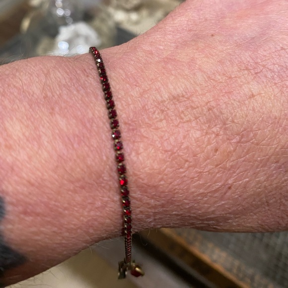 Handmade Jewelry - Vintage Liz Palacios Dainty Gold Tone Bracelet